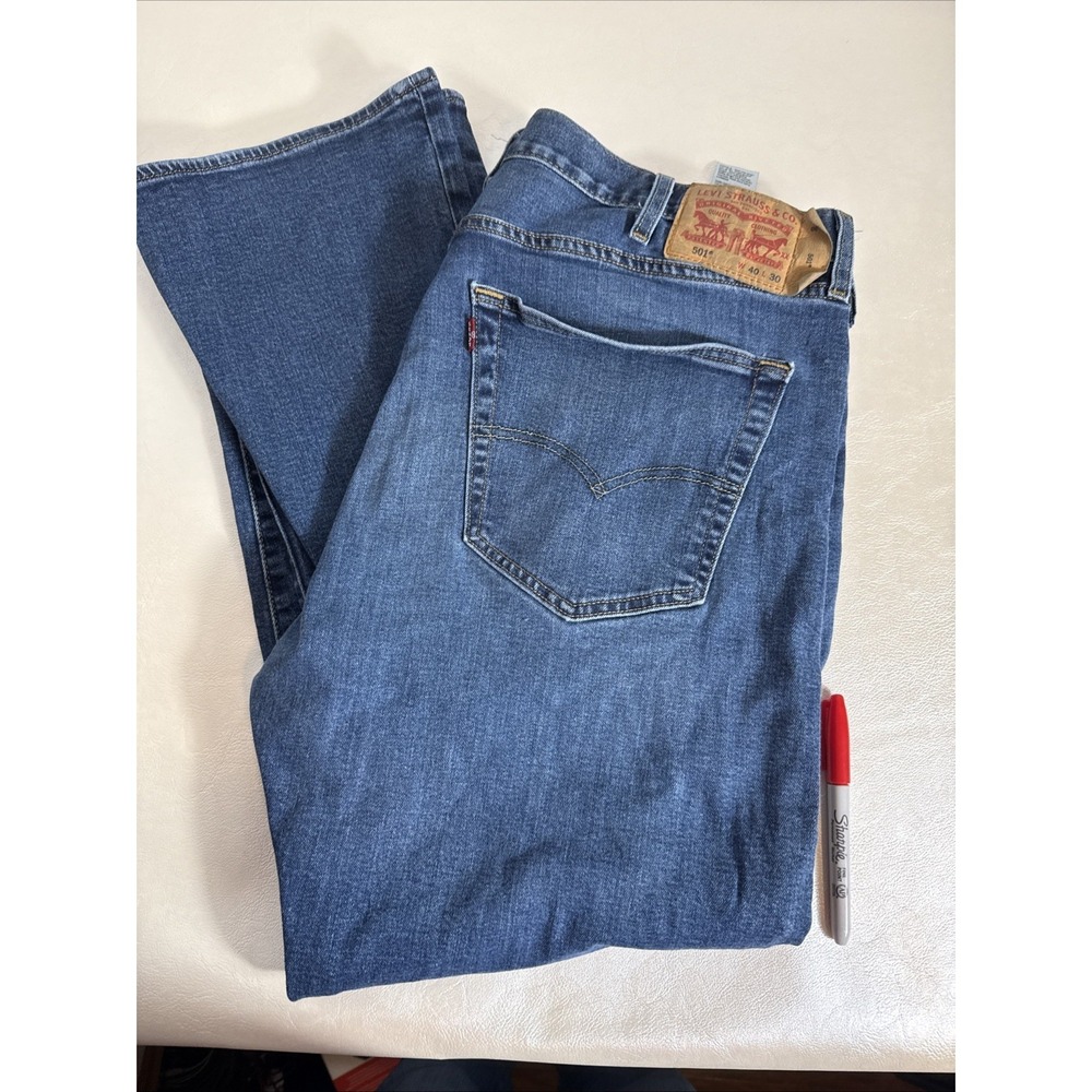 Levis 501 Jeans Mens 40x30 Blue Button Fly Medium Wash Straight Cotton